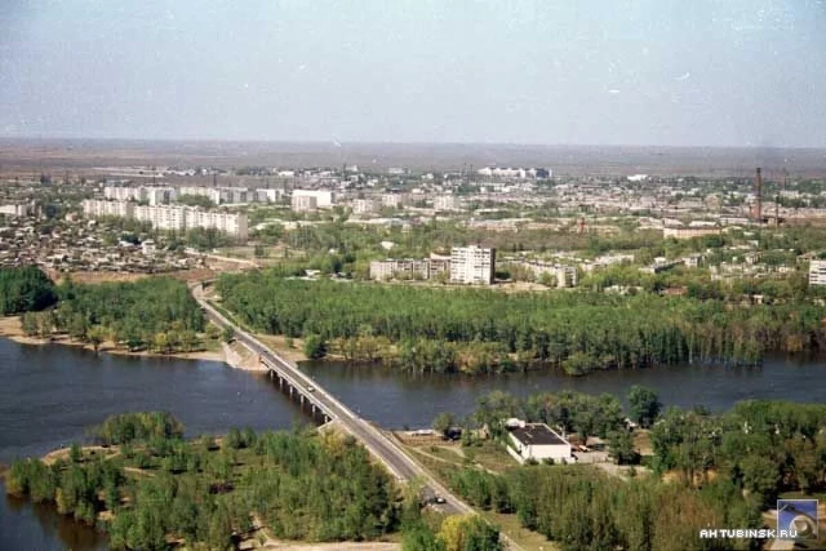    Астраханцев попросили не приближаться к обломкам БПЛА и сообщать о них 112