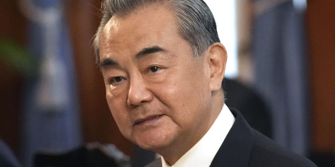 Ван И: отношения России и Китая всегда остаются прочными