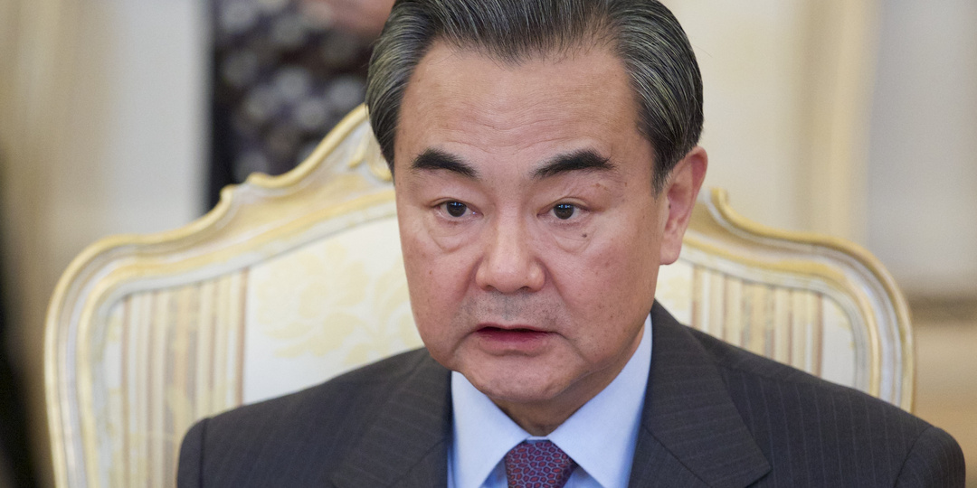 Ван И: суверенитет Ирана и всех стран Персидского залива должен уважаться