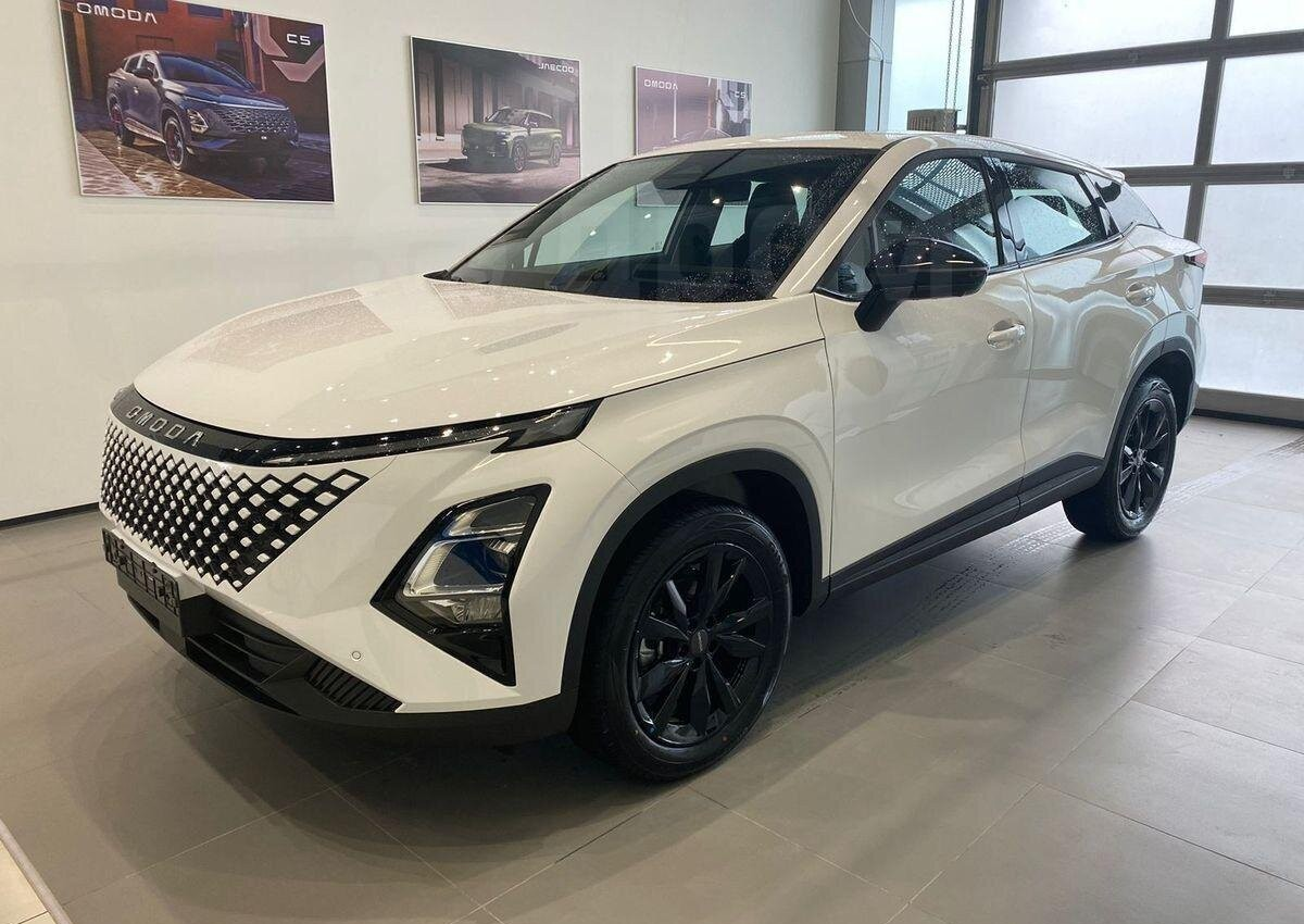 Кроссовер Omoda C5 уходящего поколения