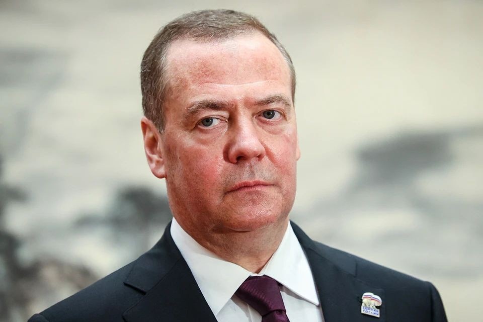    Медведев заявил, что женщины-участницы спецоперации приближают победу. Фото: Екатерина Штукина/Pool/ТАСС