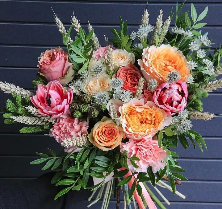 Красота в контрастной простоте