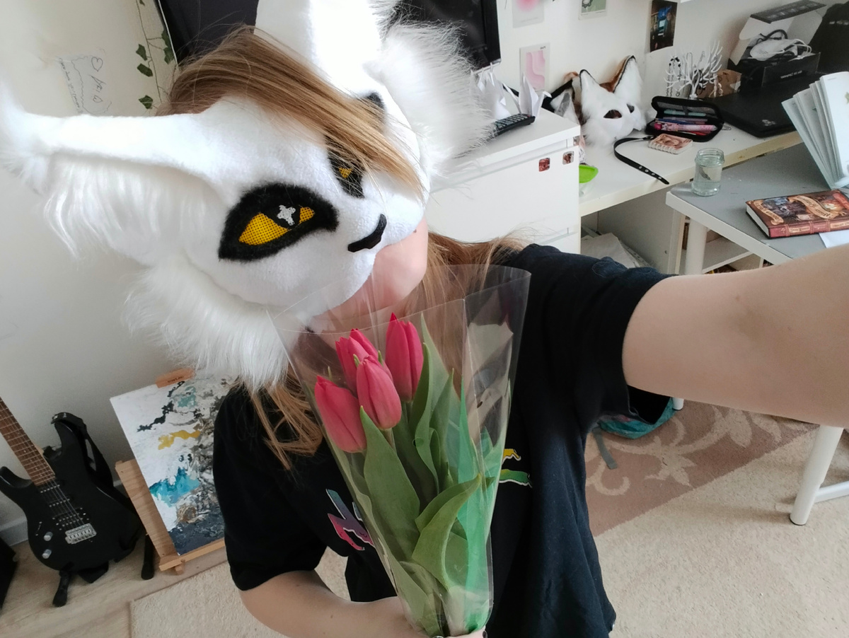 — с 8 марта ❤️