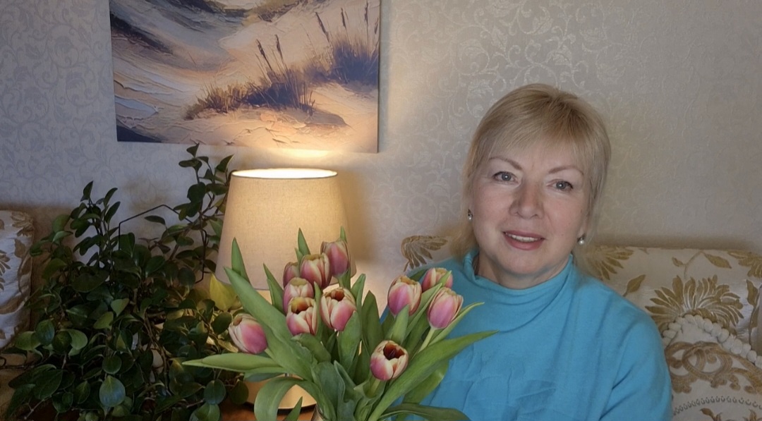 С праздником!