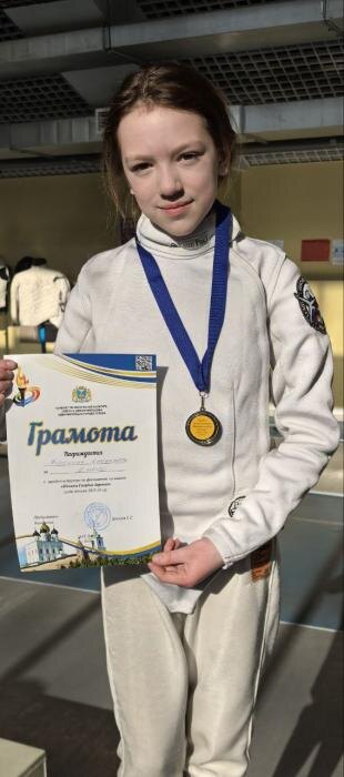 Турнир по фехтованию на шпагах «Памяти голубых беретов» состоялся в Пскове
Фото: псковский тренер Элла Полторацкая