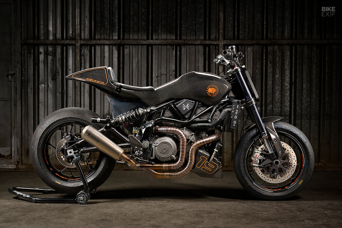 Indian FTR 1200 в стиле Пайкс-Пик