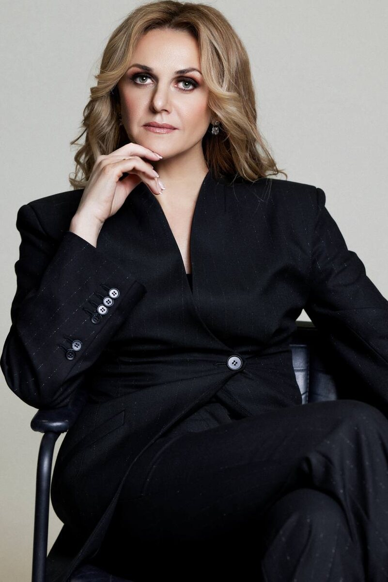 Юлия Исаева ДНКОМ