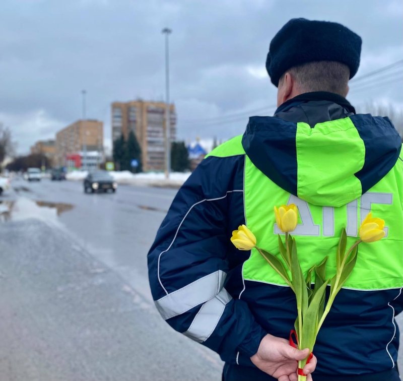     © фото - тг-каналы УМВД РФ по Курской области и Минобороны РФ