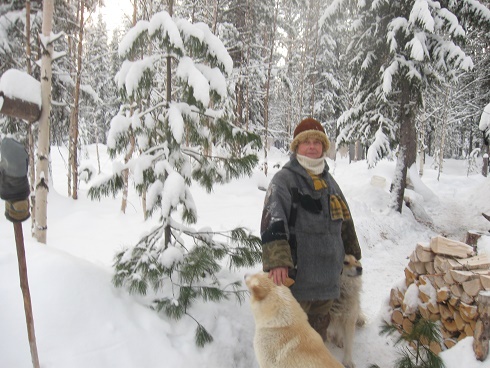Фотографии Татьяны Немшановой разных лет. Осень таёжная. Снега осени Сибири ХМАО Югра, Зауралье Приполярный Урал, Таёжное безмолвие. Лайки севера России Дружок и Вайта.