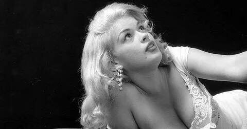 Джейн Мэнсфилд: интеллект за фасадом «глупой блондинки»