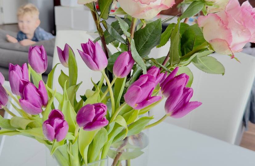 Девочки! С ПРАЗДНИКОМ НАС