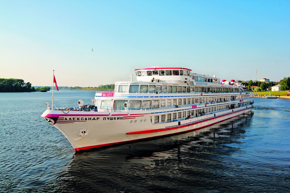 Теплоход "Александр Пушкин" совершает круизы на Соловецкие острова. Фото: "ВодоходЪ"