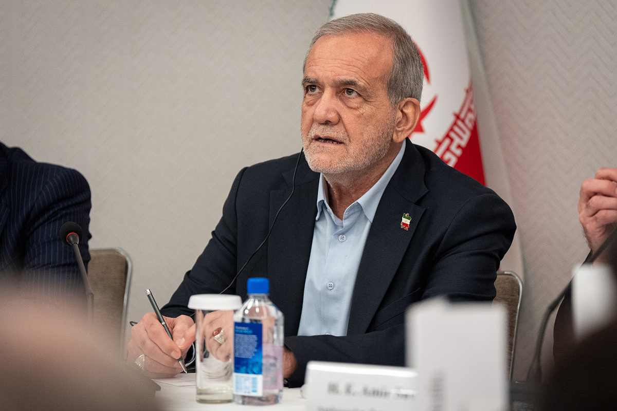   Масуд Пезешкиан 
Angelina Katsanis / AP