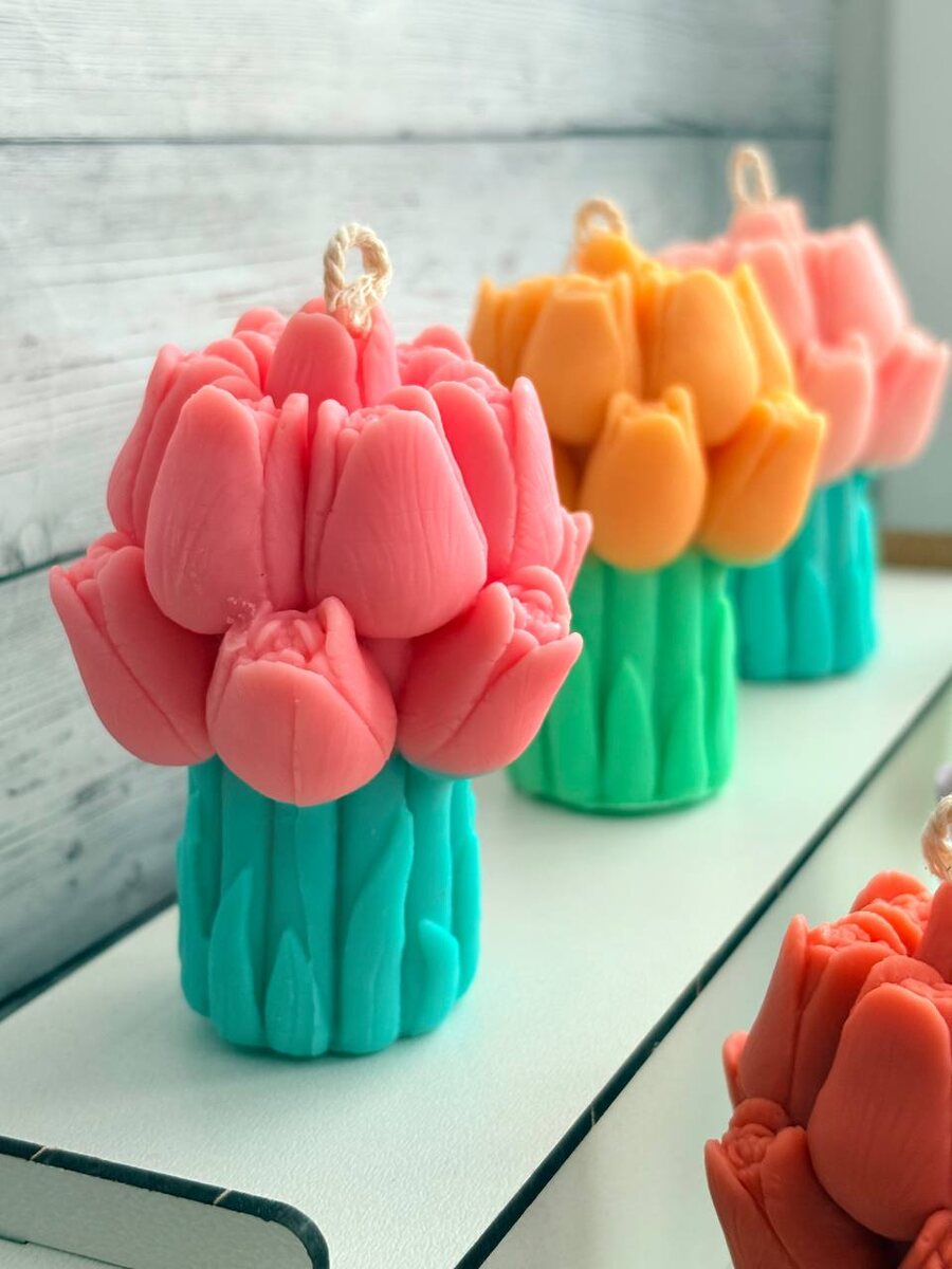 Свечи-тюльпаны в ассортименте