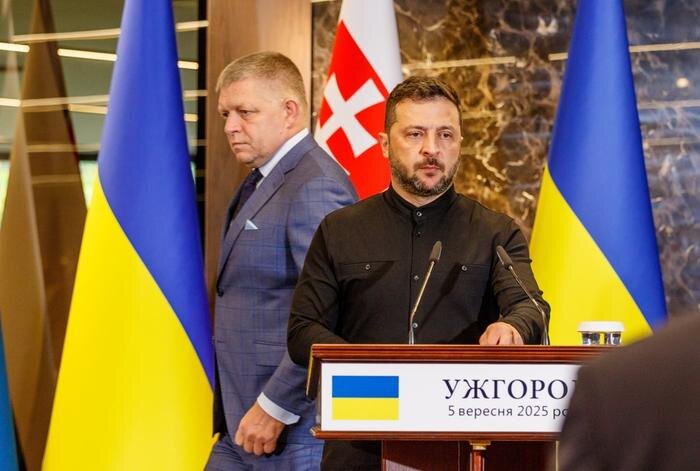 Обложка © Shutterstock / FOTODOM / Yanosh Nemesh