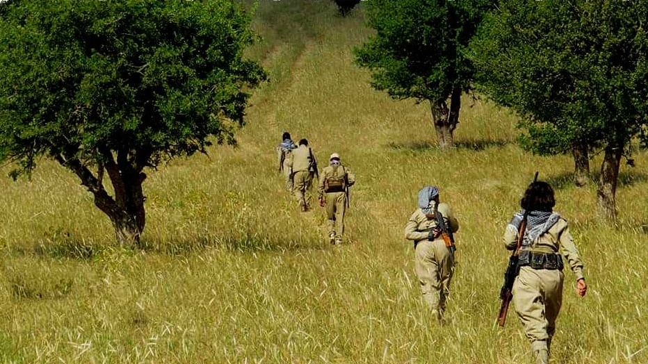     Отряд курдов в горах Ирана   
(cc) KURDISTAN🌟 كوردستان
