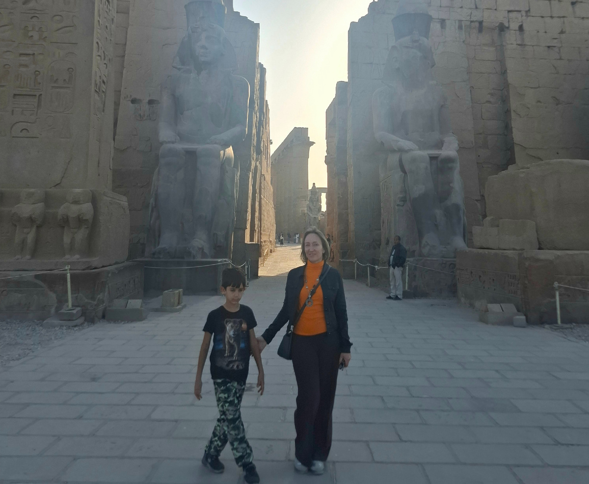 Мы сейчас, кстати, в Египте. Здесь пока все спокойно, если вас это успокоит :)