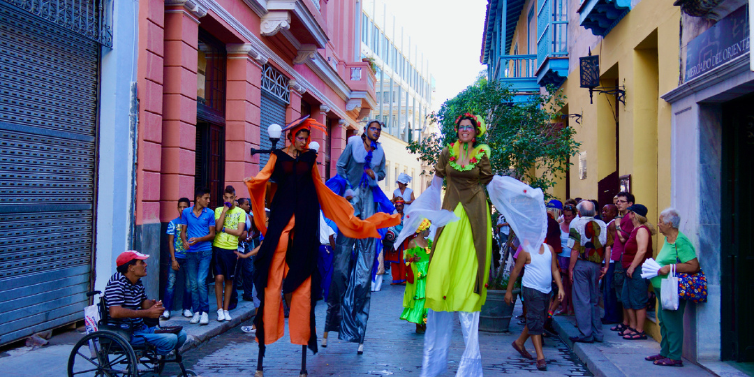 Гавана, Куба: В чем секрет улыбок, когда вокруг ничего нет?