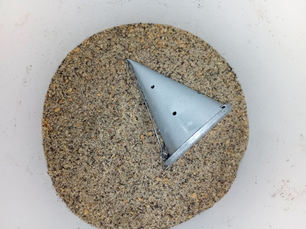 Как прикармливать рыбу на зимней рыбалке!!!