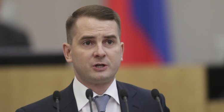    duma.gov.ru