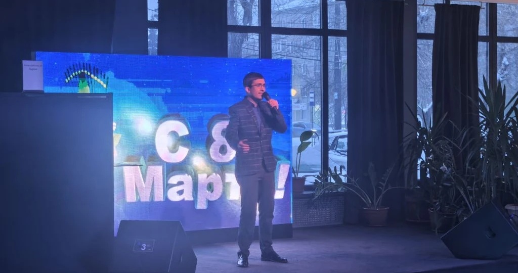 С 8 Марта, любимые женщины!