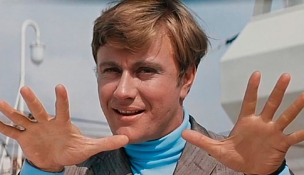 Кадр из фильма "Бриллиантовая рука"