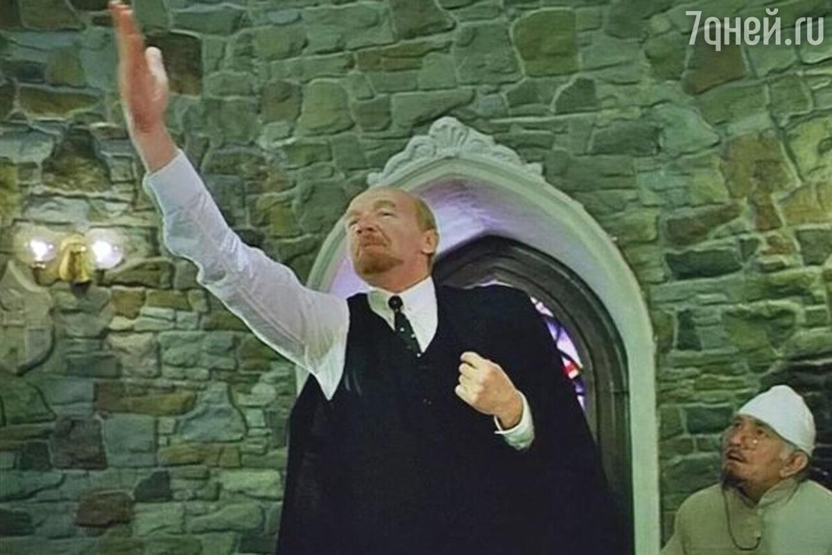 Андрей Мягков в роли мафиози Артиста в фильме "На Дерибасовской хорошая погода, или На Брайтон-Бич опять идут дожди". Фото из открытых источников