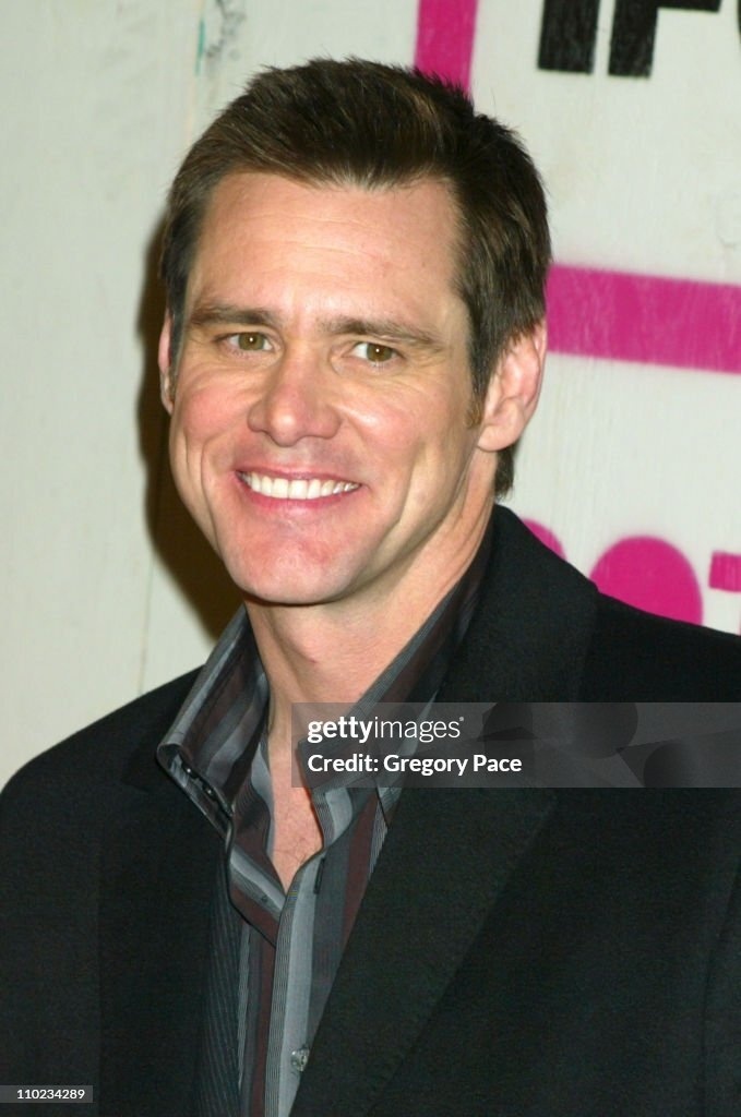    Джим Керри на 14-м ежегодном гала-концерте Gotham Awards (2004 год)