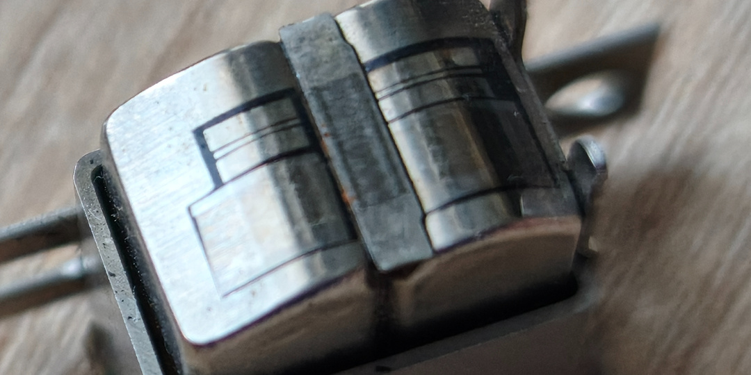 Pro ... сверкание "яиц кота" [ #аудиокассета #дека #головка ]