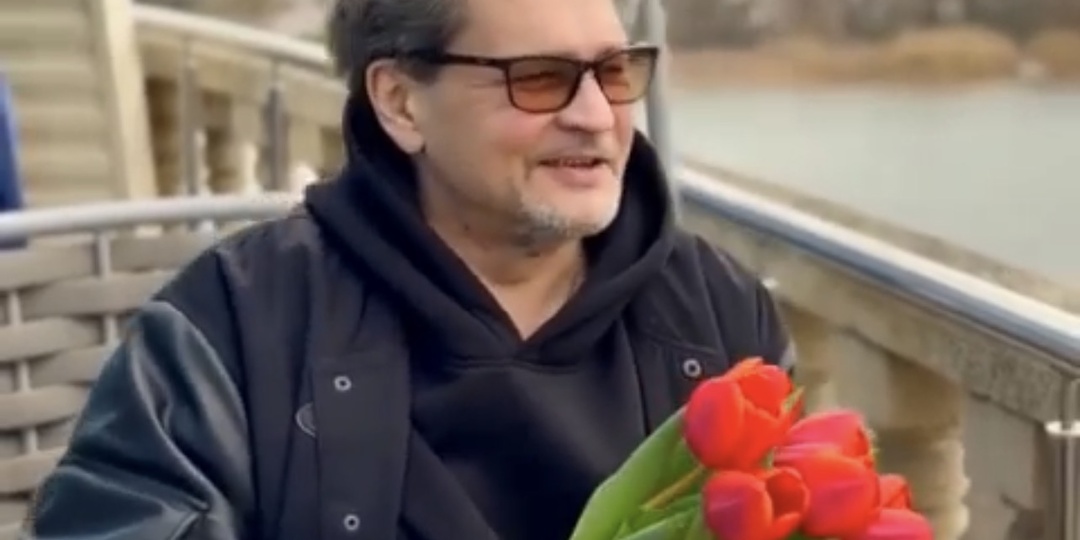 ПОЗДРАВЛЕНИЕ ОТ НАРОДНОГО АРТИСТА РОССИИ АЛЕКСАНДРА ДОМОГАРОВА