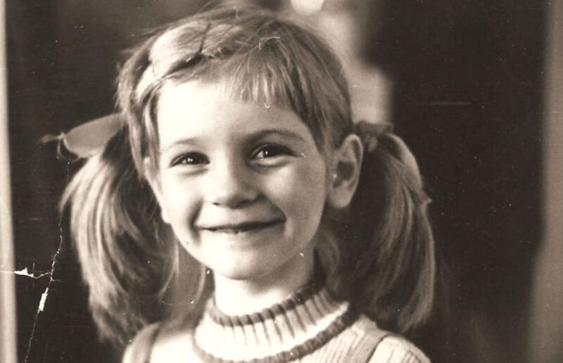    Юная Анна Ардова: взгляд в прошлое, когда формировался её бунтарский характер.