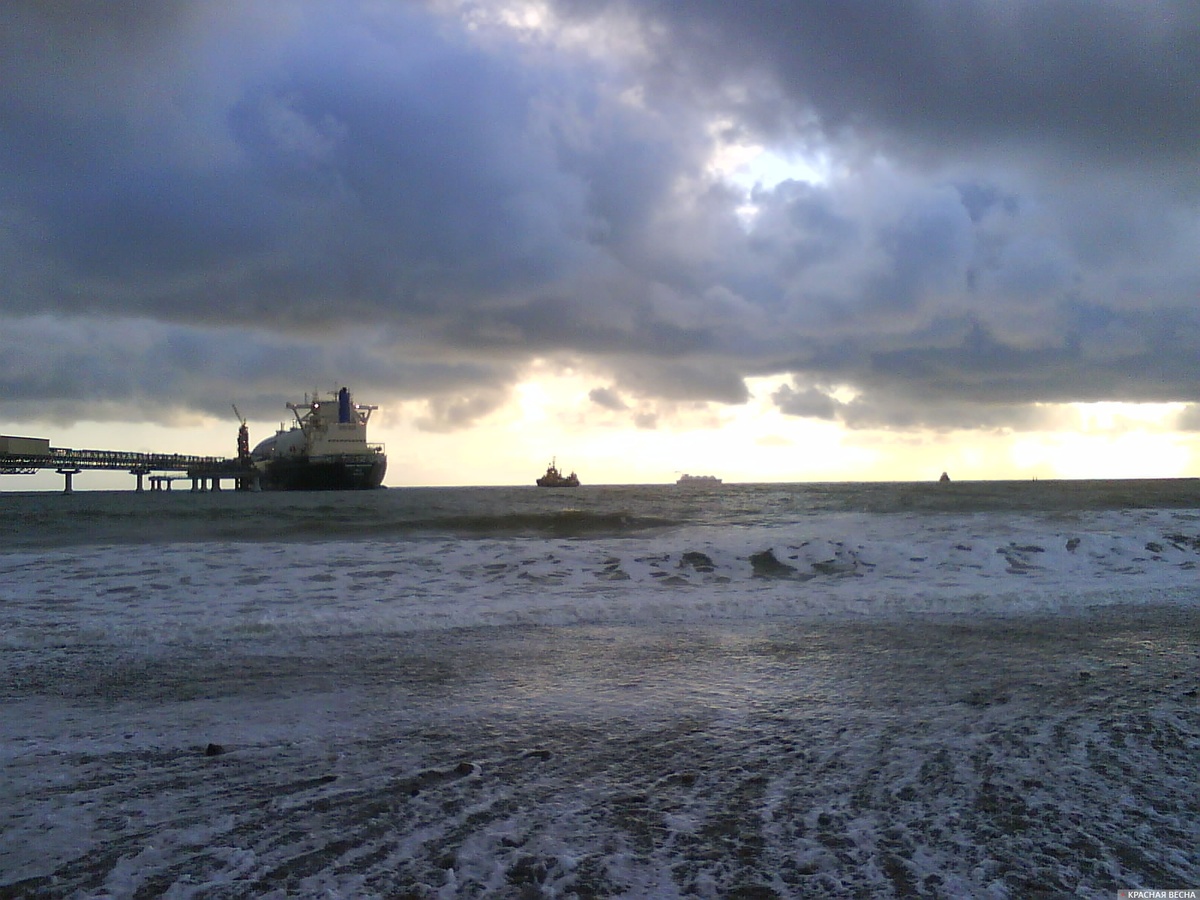     Российский танкер СПГ (архивная фотография)   
Вячеслав Седых © ИА Красная Весна