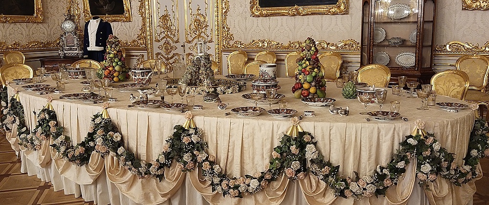 Столовая в Царскосельском дворце