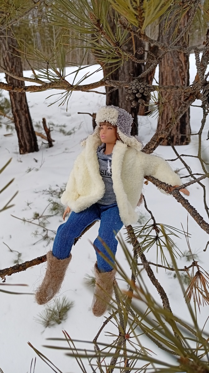 Высоко сижу, далеко гляжу )