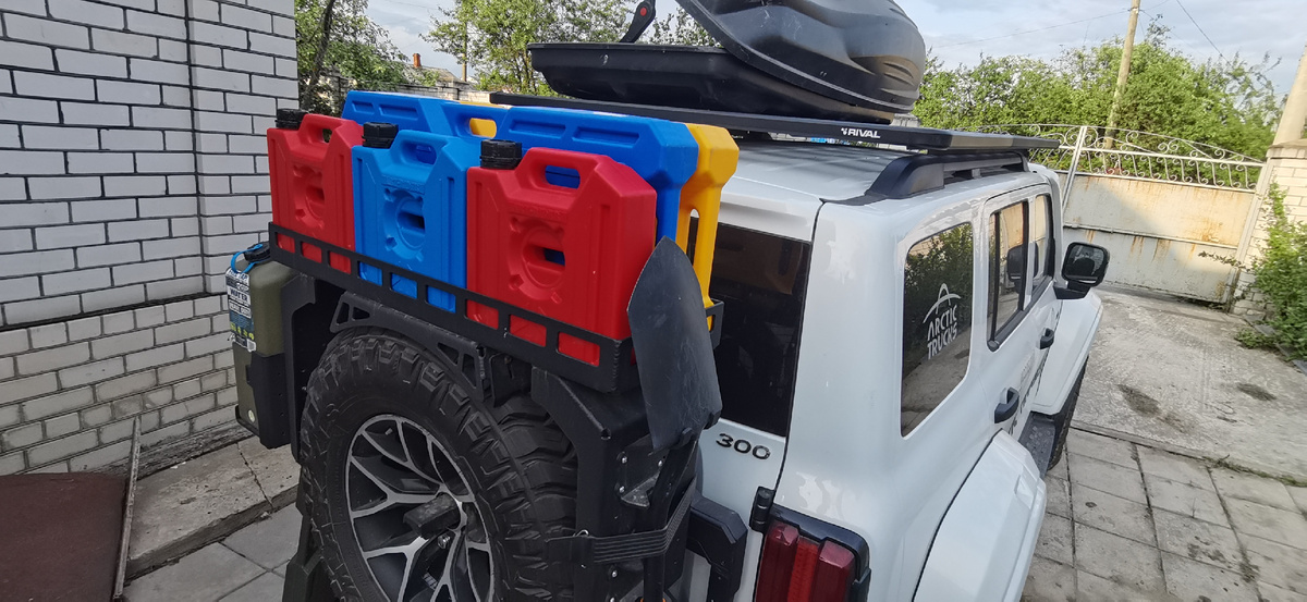 Полка для дополнительного груза на багажник