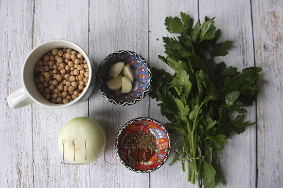 Что нужно для приготовления фалафеля.