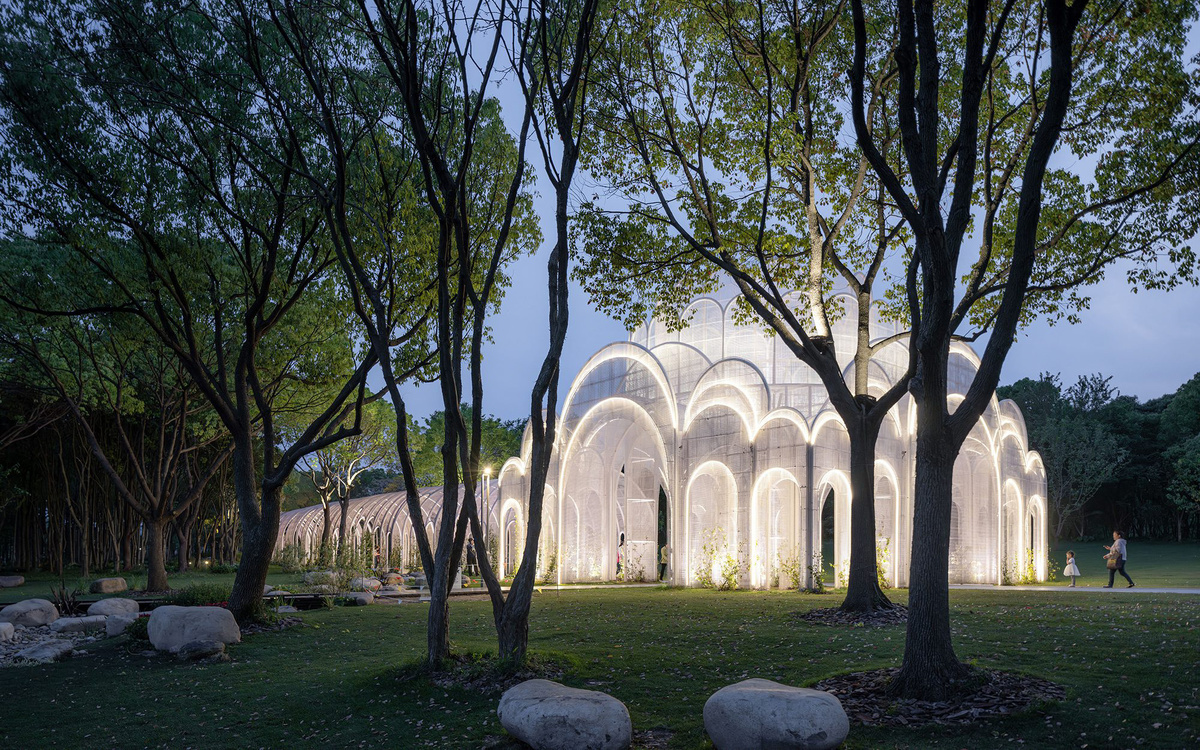 Project: Emerald Screen Pergola | Architecture: Wutopia Lab | Photo: CreatAR Images | Geo: Wuxi, CH