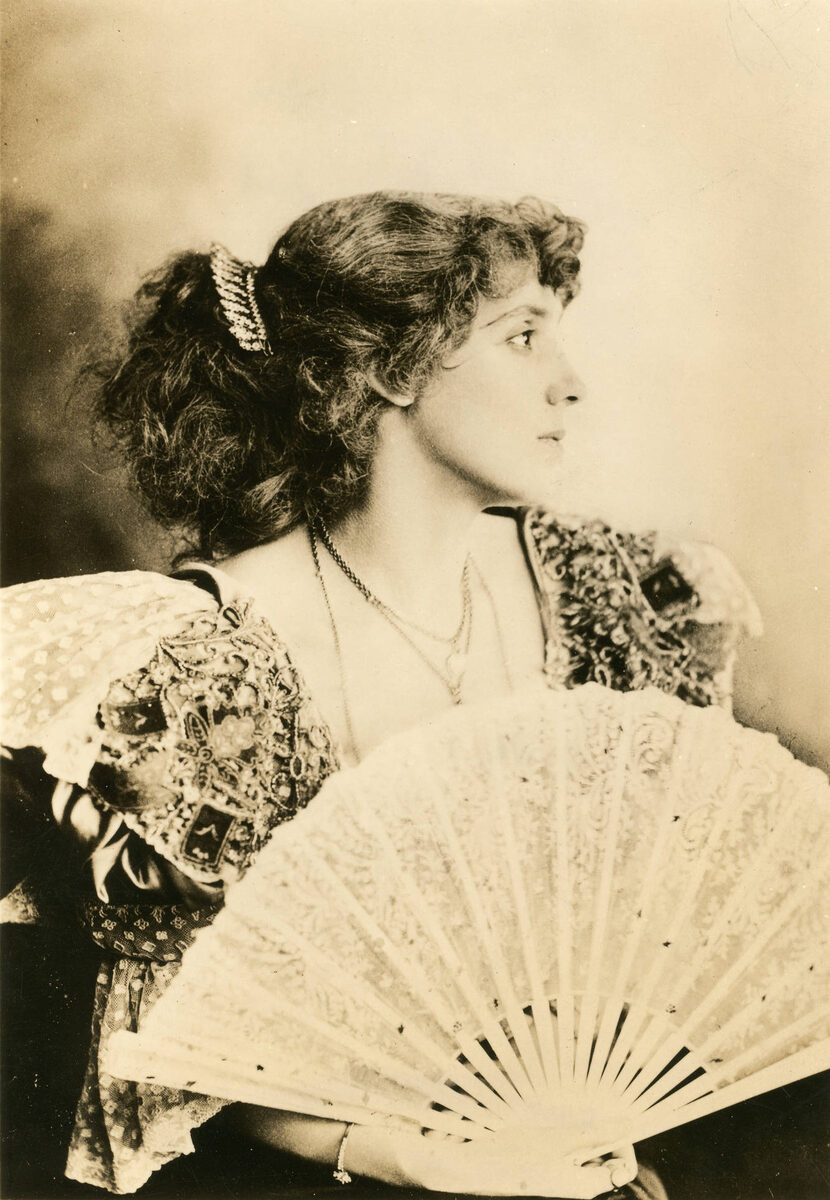 Стэлла Кэмпбелл