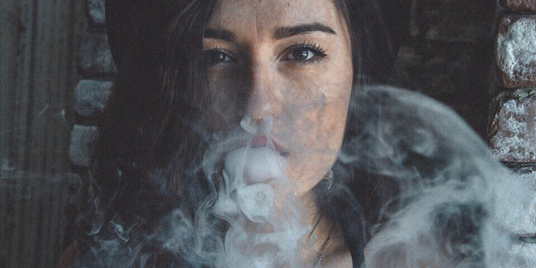 Почему люди курят?