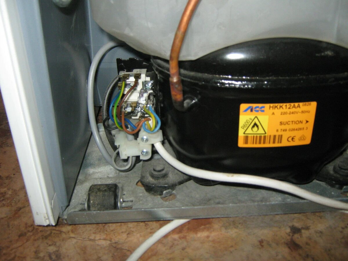 Мотор-компрессор бытового холодильника