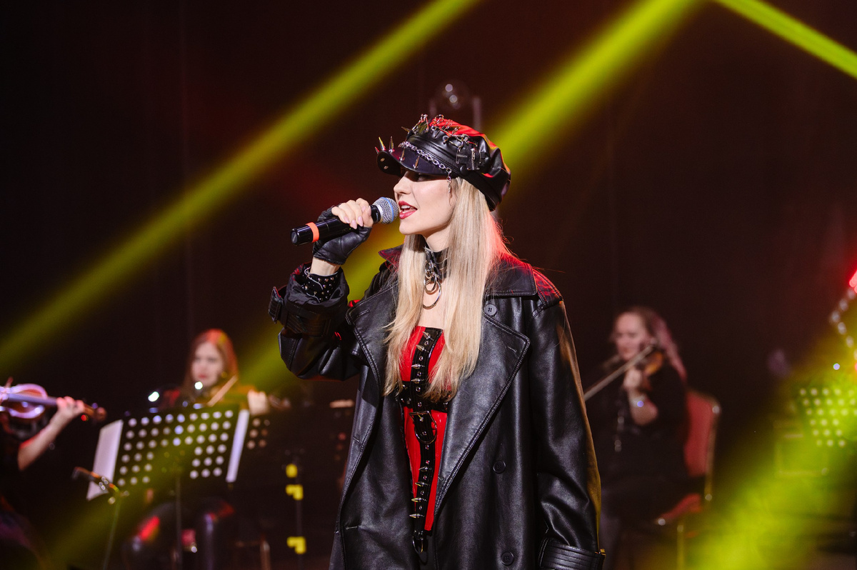 Певица Akvatoriya