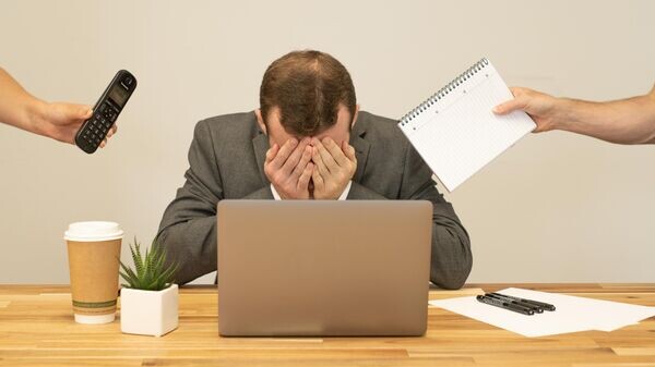    CC BY 2.0 / Ciphr / Overworked At Work