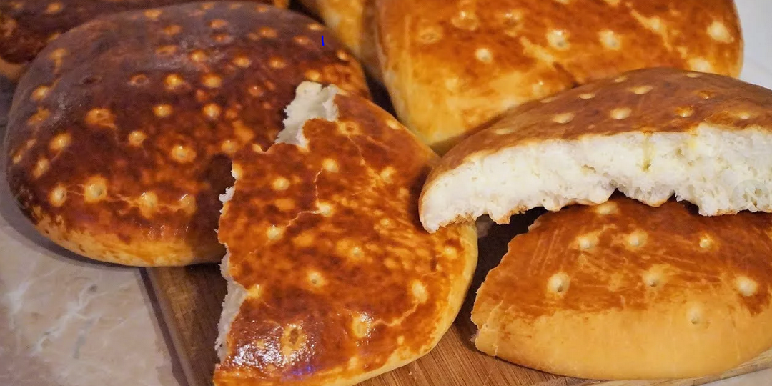 Мягкие лепешки из теста на сметане - рецепт. Остаются, как свежие и на следующий день