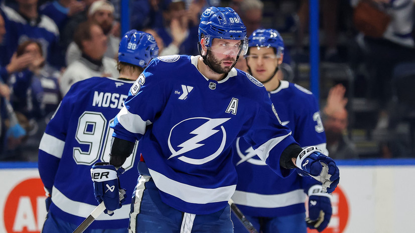     Никита Кучеров  Mike Carlson