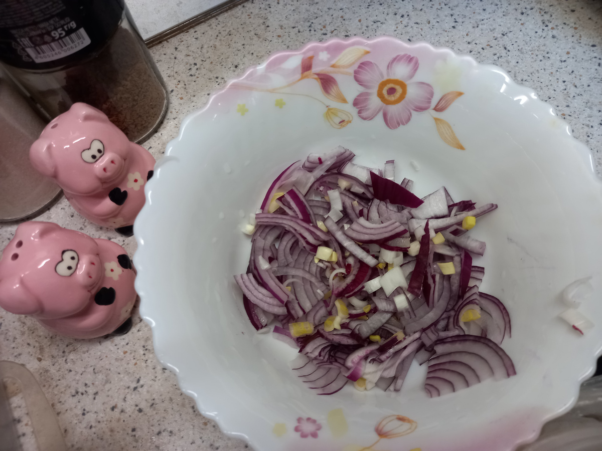 Хрюнзель и Хрюшенька помогают советами