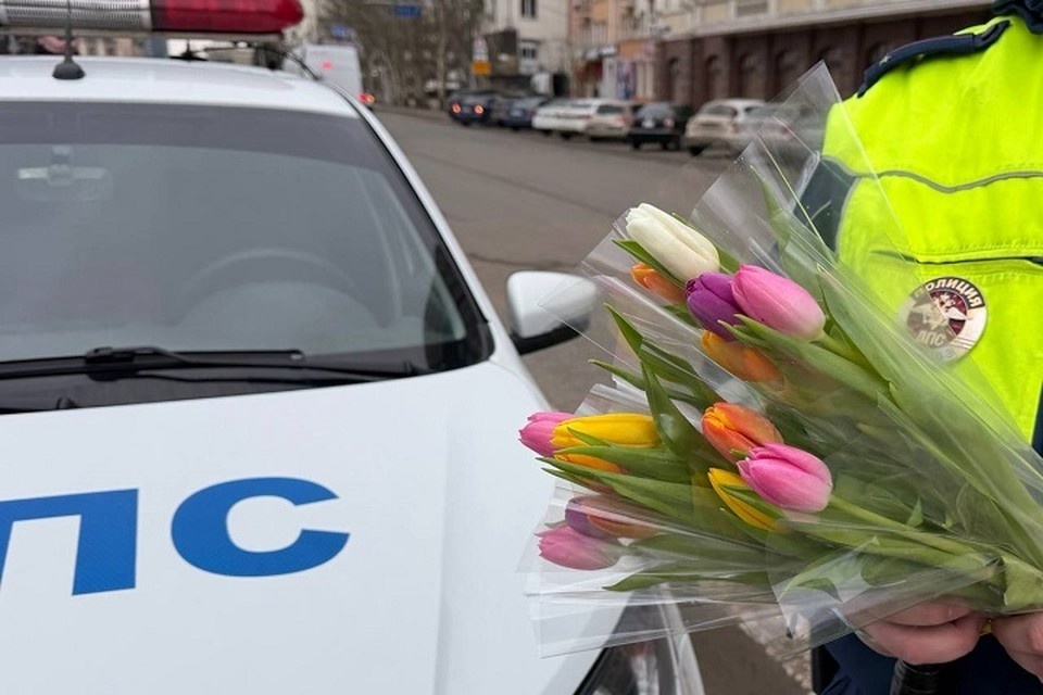    В ДНР поздравили женщин с главным весенним праздником. Фото: МВД ДНР