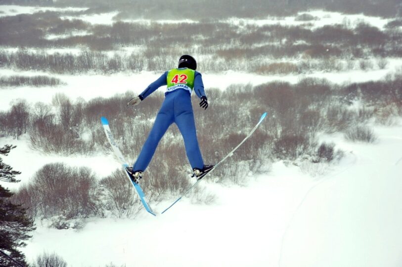    Ярослав Иванов установил рекорд соревнований — 46,5 метра. Фото: Константин Седегов, ПН