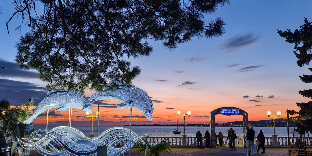 8 марта в Геленджике: прогулки, сюрпризы и цветы