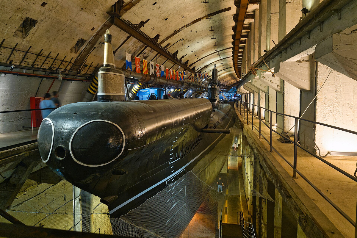 ДЭПЛ С-49 проекта 633РВ в музейном комплексе в Балаклаве. Источник: By Alexxx1979 - Own work, CC BY-SA 4.0, https://commons.wikimedia.org/w/index.php?curid=149210886