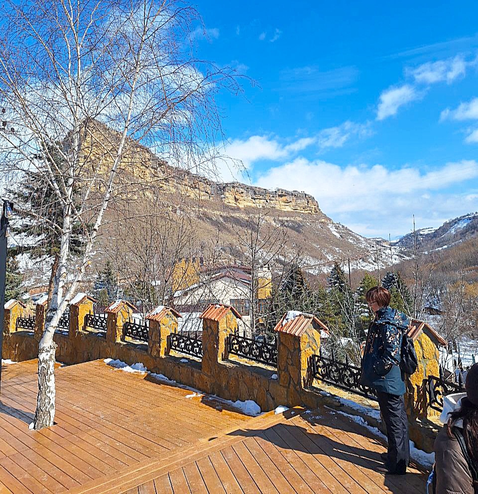 Фото друзей 08.03.2026 года. Медовые водопады.